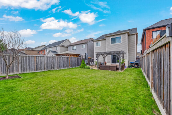 789-Miller-Park-Avenue-Bradford-Web-Salisbury-52