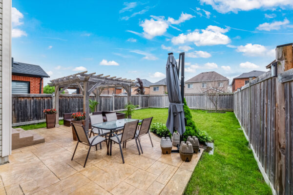 789-Miller-Park-Avenue-Bradford-Web-Salisbury-53