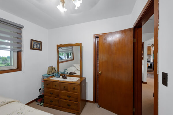 8139-Indian-Trail-Guelph-Web-Salisbury-31