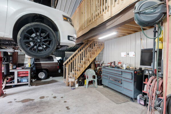 8139-Indian-Trail-Guelph-Web-Salisbury-58