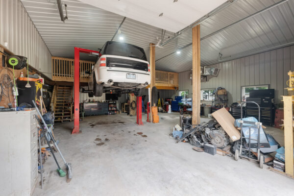 8139-Indian-Trail-Guelph-Web-Salisbury-59