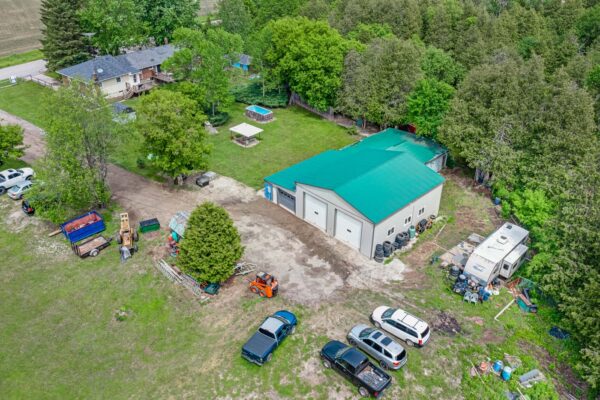 8139-Indian-Trail-Guelph-Web-Salisbury-75