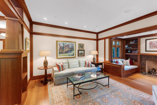 84-Centre-Street-West-Richmond-Hill-Web-Salisbury-19