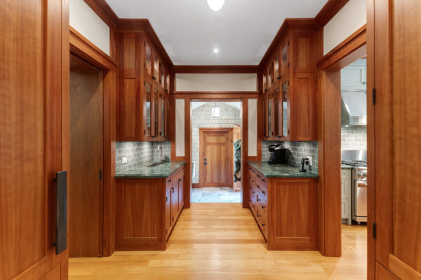 84-Centre-Street-West-Richmond-Hill-Web-Salisbury-27