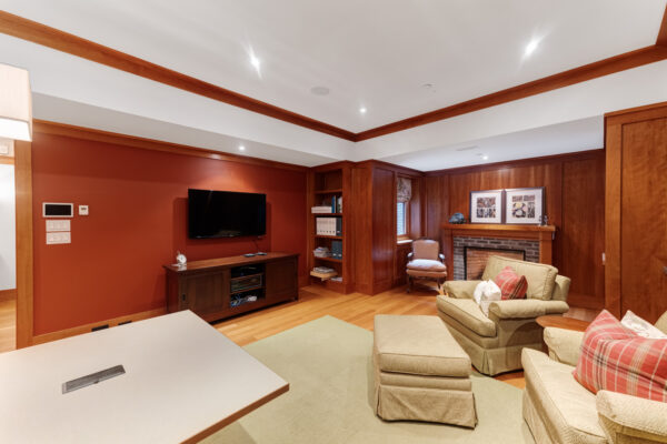 84-Centre-Street-West-Richmond-Hill-Web-Salisbury-74