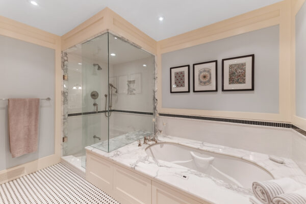84-Centre-Street-West-Richmond-Hill-Web-Salisbury-80