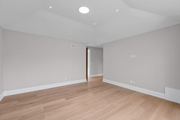 9-Fordham-Place-Toronto-Web-Salisbury-44