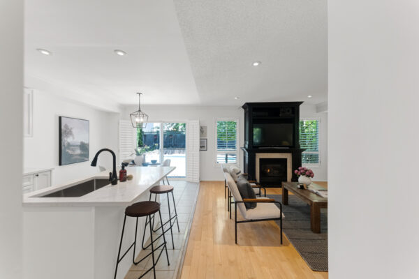 91-Harrongate-Place-Whitby-Web-Salisbury-13
