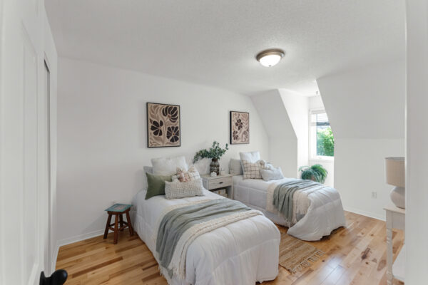 91-Harrongate-Place-Whitby-Web-Salisbury-37
