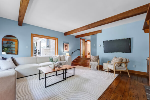 122-Fenn-Avenue-Toronto-Web-Salisbury-31