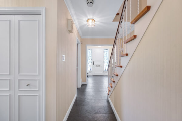 122-Fenn-Avenue-Toronto-Web-Salisbury-33