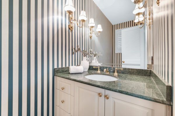 122-Fenn-Avenue-Toronto-Web-Salisbury-37