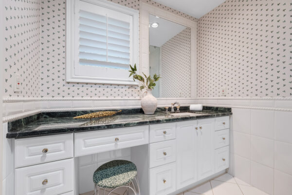 122-Fenn-Avenue-Toronto-Web-Salisbury-44