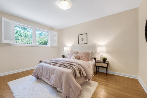 122-Fenn-Avenue-Toronto-Web-Salisbury-46