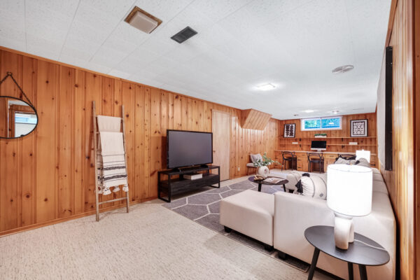 122-Fenn-Avenue-Toronto-Web-Salisbury-56