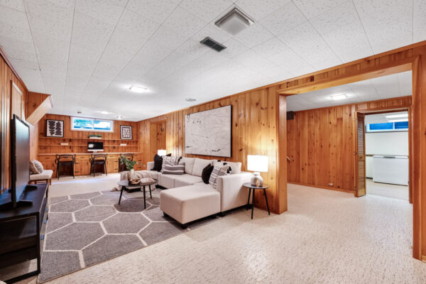 122-Fenn-Avenue-Toronto-Web-Salisbury-57