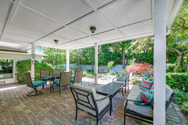 122-Fenn-Avenue-Toronto-Web-Salisbury-65