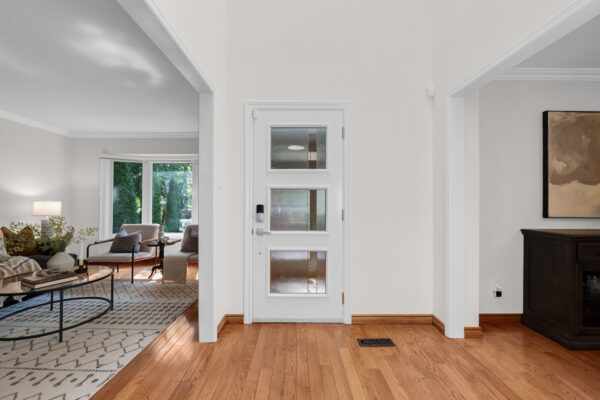 1236-Fieldstone-Circle-Pickering-Web-Salisbury-10