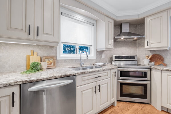 1236-Fieldstone-Circle-Pickering-Web-Salisbury-22