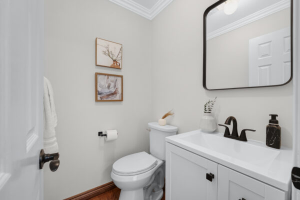 1236-Fieldstone-Circle-Pickering-Web-Salisbury-30