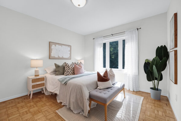 1236-Fieldstone-Circle-Pickering-Web-Salisbury-40