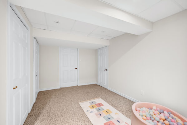 1236-Fieldstone-Circle-Pickering-Web-Salisbury-57