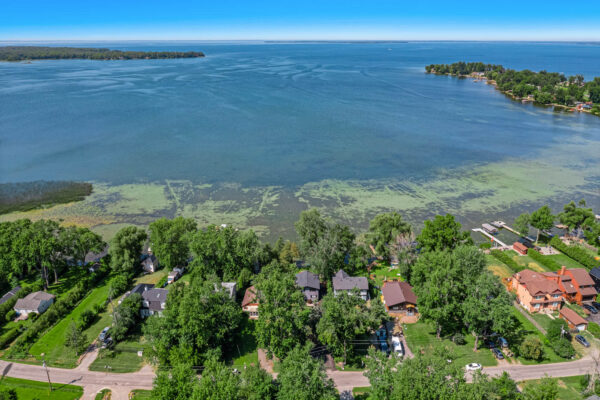 126-Moores-Beach-Road-Georgina-Web-Salisbury-1