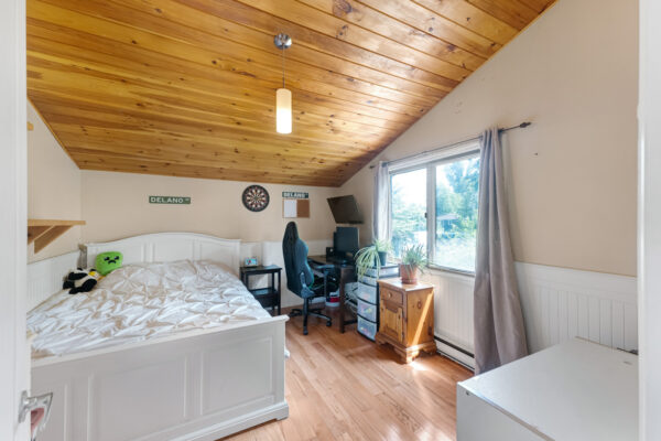 126-Moores-Beach-Road-Georgina-Web-Salisbury-49