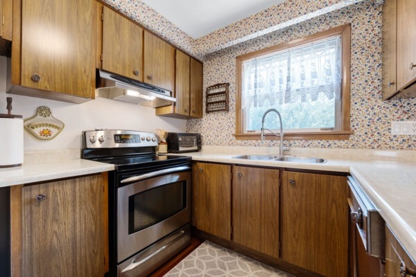 47-Shendale-Drive-Etobicoke-Web-Salisbury-23