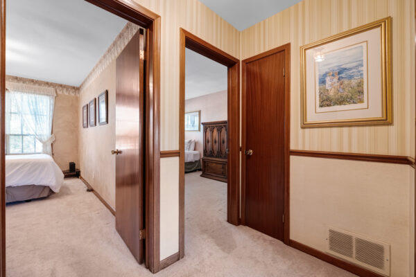 47-Shendale-Drive-Etobicoke-Web-Salisbury-32