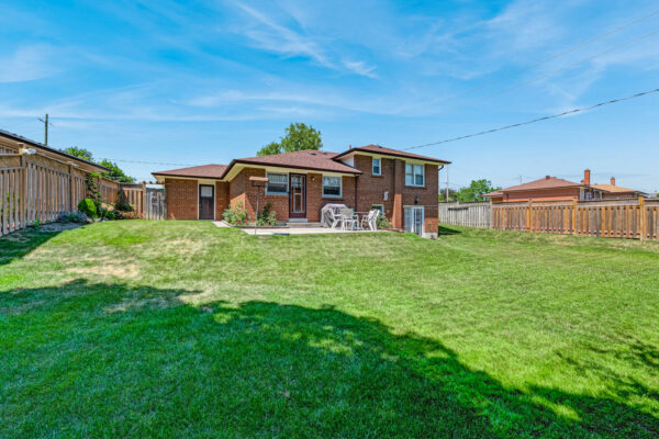 47-Shendale-Drive-Etobicoke-Web-Salisbury-50