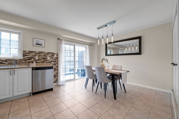 497-Rossland-Road-East-Ajax-Web-Salisbury-20