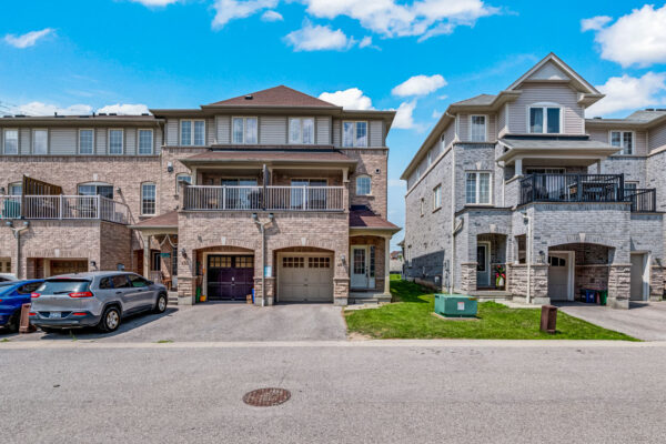 497-Rossland-Road-East-Ajax-Web-Salisbury-5