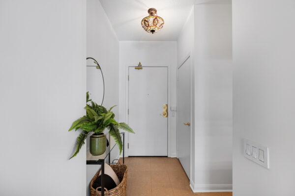 650-Lawrence-Avenue-West-Toronto-Web-Salisbury-10