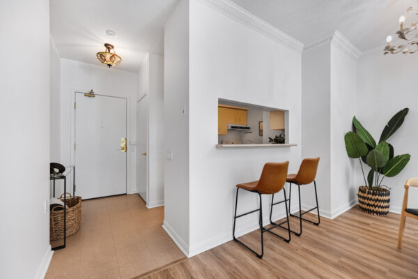 650-Lawrence-Avenue-West-Toronto-Web-Salisbury-17