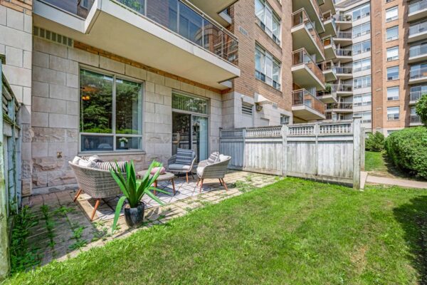 650-Lawrence-Avenue-West-Toronto-Web-Salisbury-36