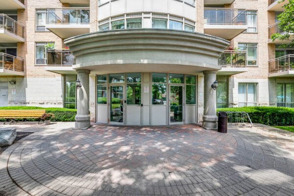 650-Lawrence-Avenue-West-Toronto-Web-Salisbury-8