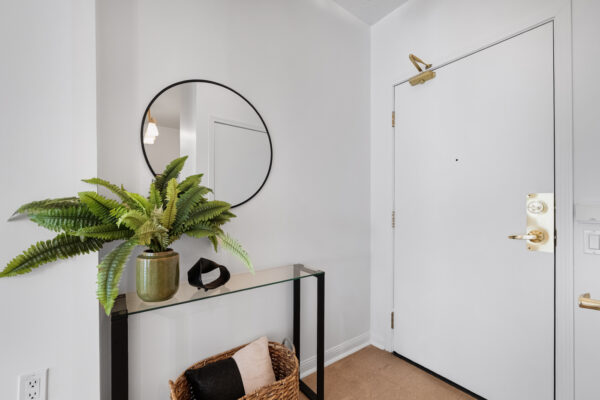 650-Lawrence-Avenue-West-Toronto-Web-Salisbury-9