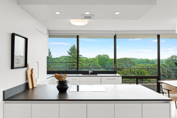 10-Avoca-Avenue-#704-705-Toronto-Web-Salisbury-17