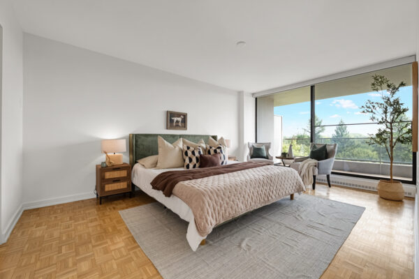10-Avoca-Avenue-#704-705-Toronto-Web-Salisbury-26