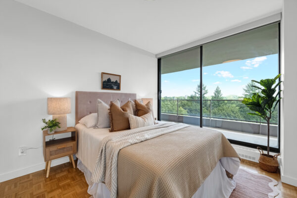 10-Avoca-Avenue-#704-705-Toronto-Web-Salisbury-48