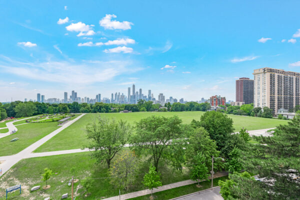 10-Avoca-Avenue-#704-705-Toronto-Web-Salisbury-58