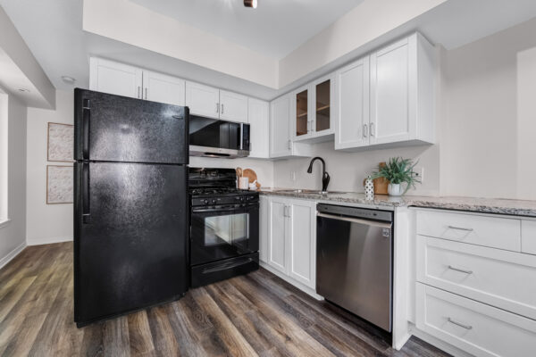 30-Western-Battery-Road-#343-Toronto-Web-Salisbury-16