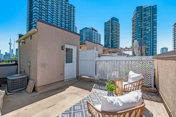 30-Western-Battery-Road-#343-Toronto-Web-Salisbury-29