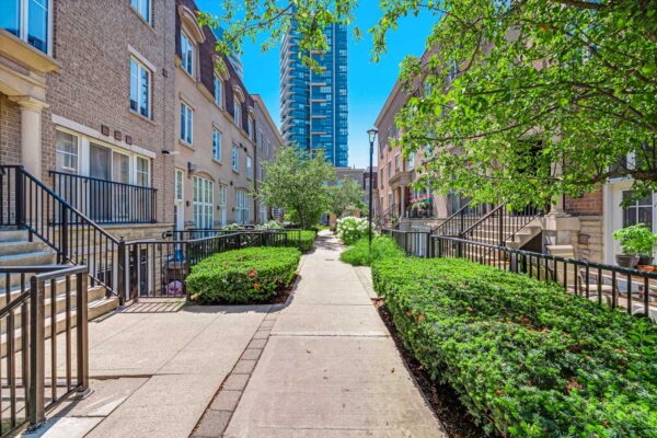 30-Western-Battery-Road-#343-Toronto-Web-Salisbury-32