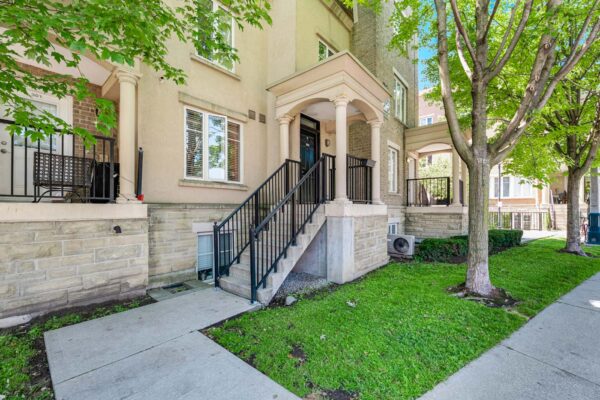 30-Western-Battery-Road-#343-Toronto-Web-Salisbury-5