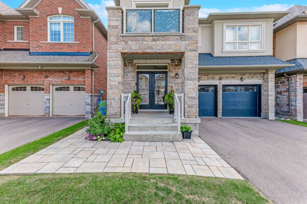 33-Mondial-Crescent-East-Gwillimbury-Web-Salisbury-10