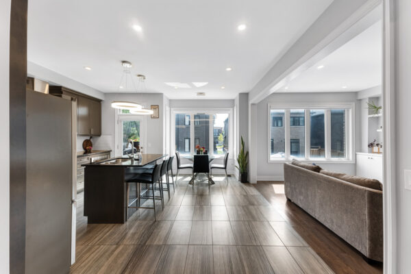 33-Mondial-Crescent-East-Gwillimbury-Web-Salisbury-18