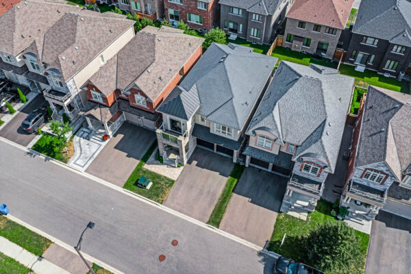 33-Mondial-Crescent-East-Gwillimbury-Web-Salisbury-2