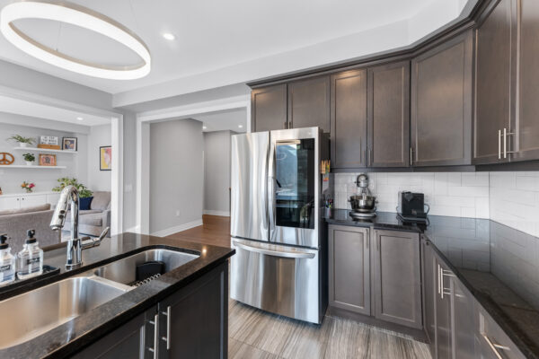 33-Mondial-Crescent-East-Gwillimbury-Web-Salisbury-25